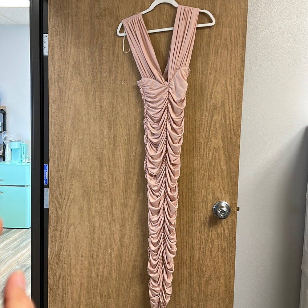 Chance ruched stretch-jersey midi dress - Picture 5 of 8